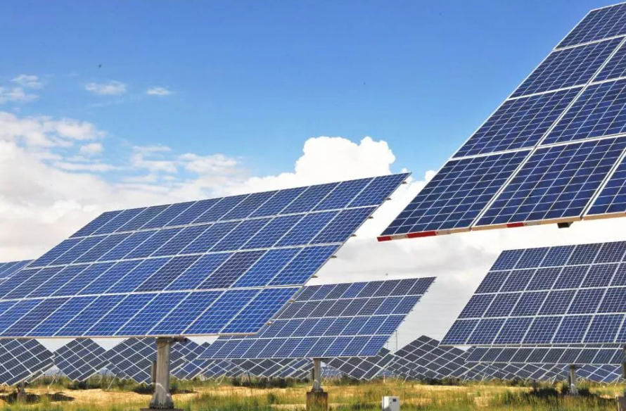 Últimos blogs da empresa sobre Guia de Manutenção de Acionamento de Rastreador Solar: Como Melhorar a Confiabilidade e Estender a Vida Útil