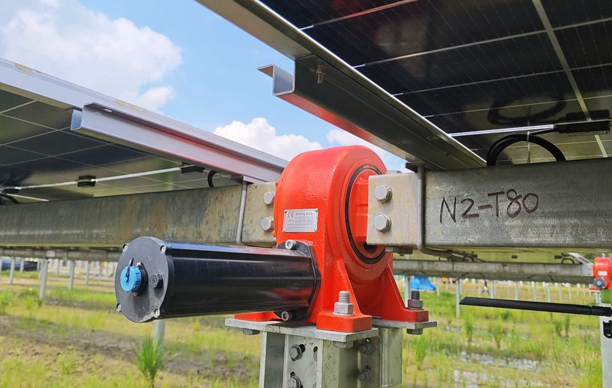 Últimos blogs da empresa sobre Guia de seleção do tracker solar para projetos fotovoltaicos